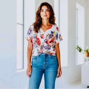 Eclipse Multicolor Floral V-Neck Top